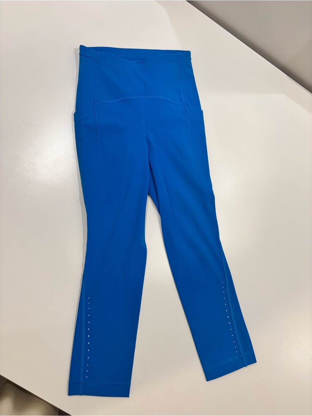 Lululemon Electric Blue Swift Speed High Rise Tights- Size 0 💙